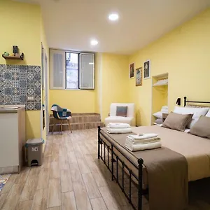 Casa De Curtis Napoli